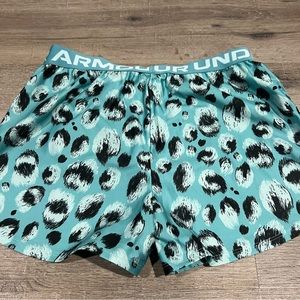 NWT, Under Armour running shorts, girls size youth large.